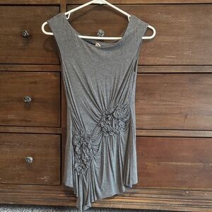 Bailey 44 Gray Tunic Top with Floral Accents